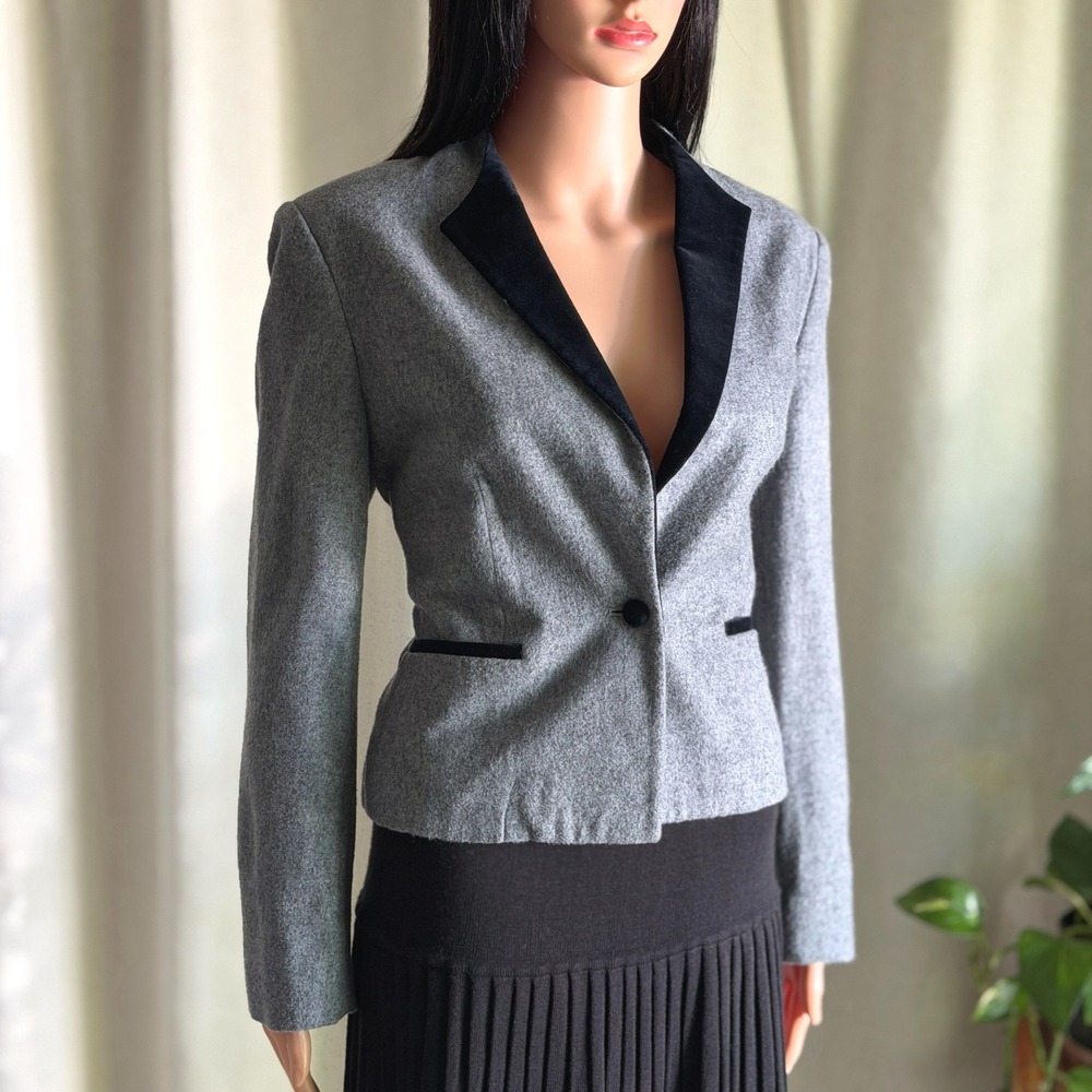 Vtg 90s TJW Grey Wool Blend Blazer Velvet Trim Tuxedo Style 14 M Corporate Goth